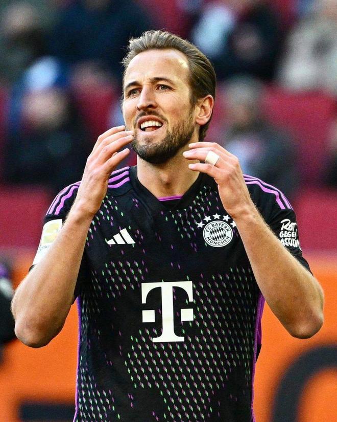 待的年轻球 待的年轻球