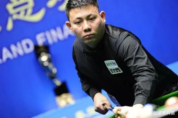 拼尽全力的 拼尽全力的