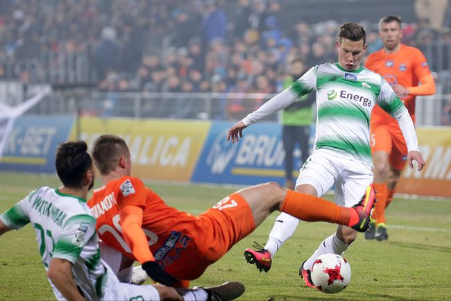 可以采取 可以采取